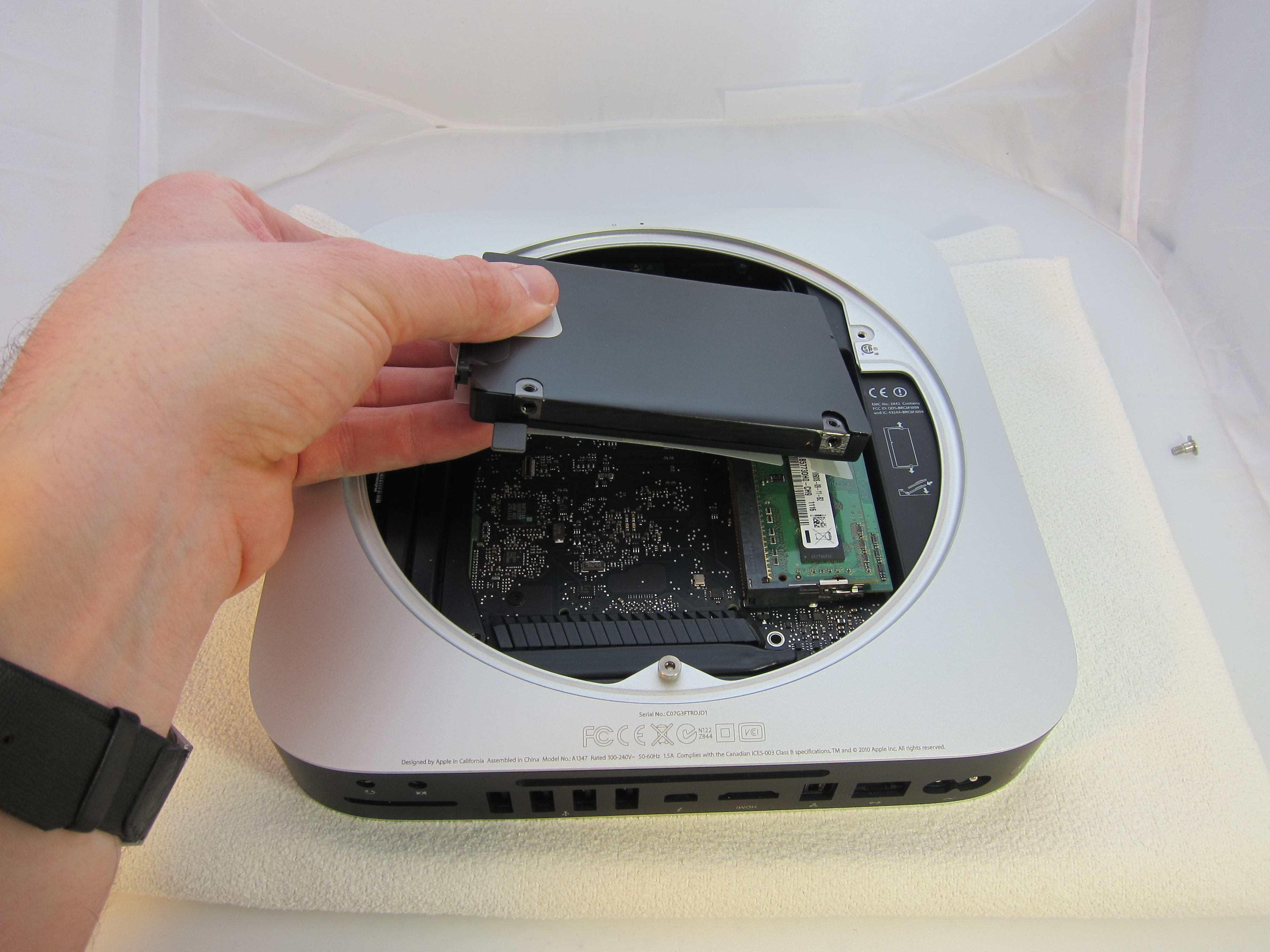 mid 2011 mac mini hard drive replacement